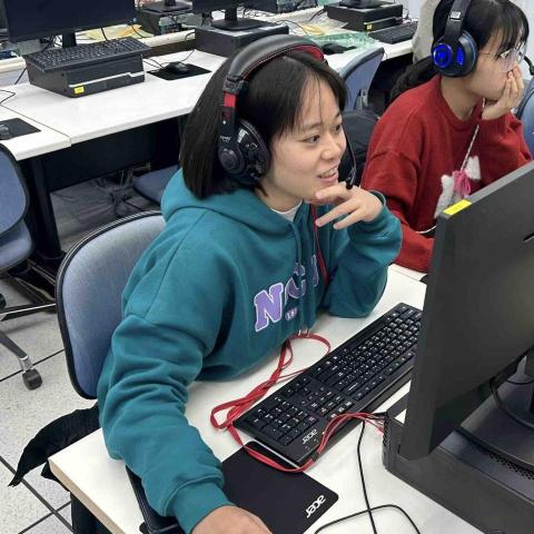 提供團康服務的專家李婉嘉