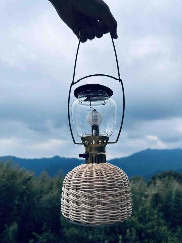 Jessy Hu - 籐編產品製作