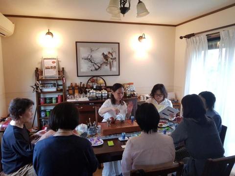 TEA WHY - 赴日本傳授台灣茶道