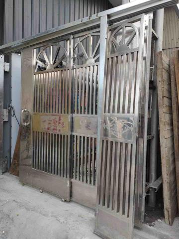 張明忠 - 二手材料改橫向拉門