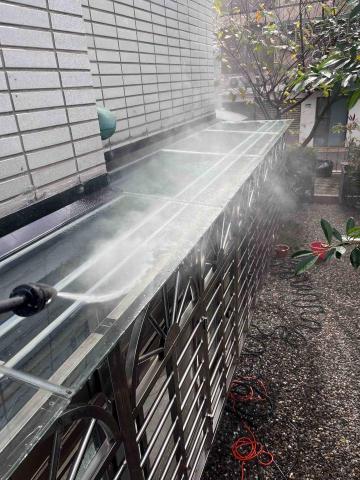 盧子揚 - 高壓洗雨遮