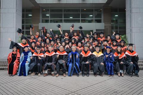 ATM Studio - TaCo - 活動攝影拍攝超過300場，包括記者會、尾牙春酒、家庭日、運動會、校園演講、醫學講座、座談會、畢業典禮、成果發表會、活動參訪等，客戶包含台北市政府花蓮縣政府等公家機關，IBM、台灣松下、宏碁ACER、迪卡儂、特力屋集團、BMW集團、禮來藥廠、台灣三豐、台大政大等EMBA、饗宴集團、晶湯匙等，各種活動經驗豐富，可完成客戶多方位拍攝需求。