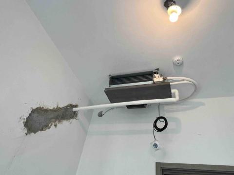 昕暘冷氣空調工程行 -  吊癮式內機配管及排水配置