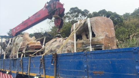 鈕鋒國際開發 -  鈕鋒國際開發 -