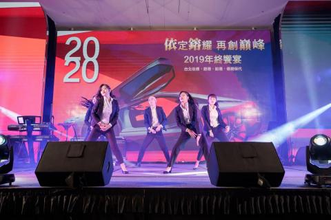 ATM Studio - TaCo - 活動攝影拍攝超過300場，包括記者會、尾牙春酒、家庭日、運動會、校園演講、醫學講座、座談會、畢業典禮、成果發表會、活動參訪等，客戶包含台北市政府花蓮縣政府等公家機關，IBM、台灣松下、宏碁ACER、迪卡儂、特力屋集團、BMW集團、禮來藥廠、台灣三豐、台大政大等EMBA、饗宴集團、晶湯匙等，各種活動經驗豐富，可完成客戶多方位拍攝需求。