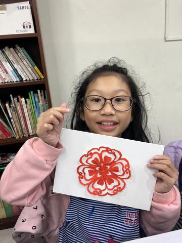 Jaclyn  - 兒童美術&mdash;窗花藝術