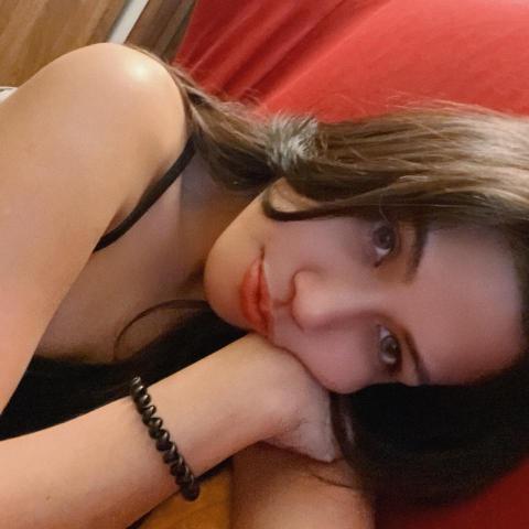 提供220服務的專家Eva ou &ldquo;Eva&rdquo;