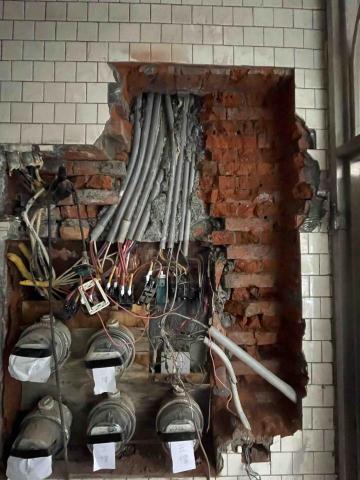 晉餘企業水電工程 - 電表箱維修換新