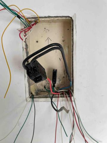 晉餘企業水電工程 - 開關箱更新