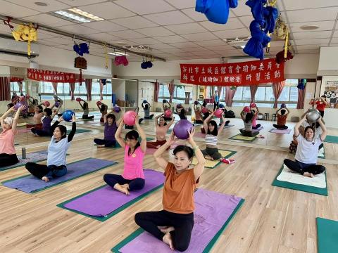 Chiaoyogastudio - 皮拉提斯團課教學