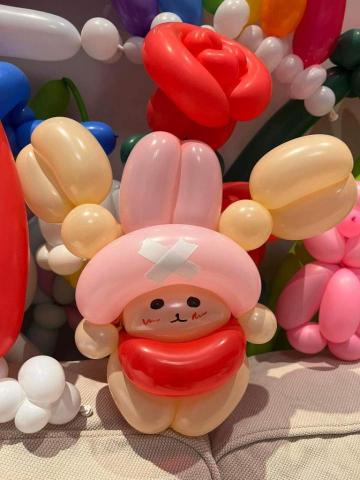 霓霓：氣球花束、氣球人物造型、造型氣球、氣球生日派對、氣球表 - 喬巴