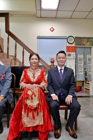 Lantings Studio影像彩妝主持工作室 - 20250112 文定 台中北屯拍攝(家裡) Lantings Studio影像彩妝主持工作室 - 20250112 文定 台中北屯拍攝(家裡)