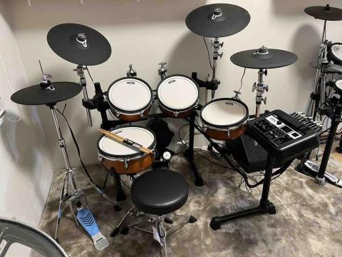 律 音樂工作室Groove Works Studio - 提供優質的器材