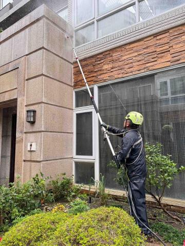 極護高空工程 -  極護高空工程 -