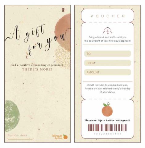 Cherry Land Art Studio 插畫/平面設計 - Bilingual by Five CBD
Bilingual by 5 是一間位於澳洲的雙語教學幼兒學習中心。為了讓到訪的家長能更全面地了解我們的課程與服務，我們在每份禮品包中加入了一張折扣體驗券。
業主希望整體風格優雅帶點可愛。底色為米色，排版為直式。