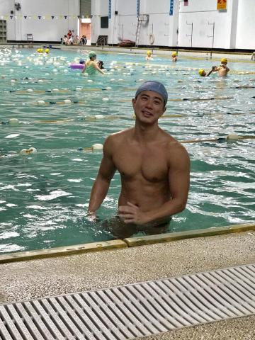 傑克教練 - 阿良教練提供專業個人化游泳及重訊教學