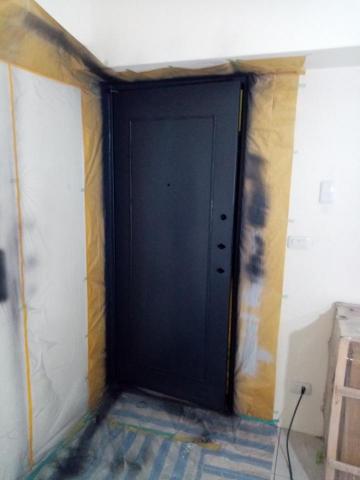 金鵬塗裝 各式塗料施工 - 直卡門噴漆改色