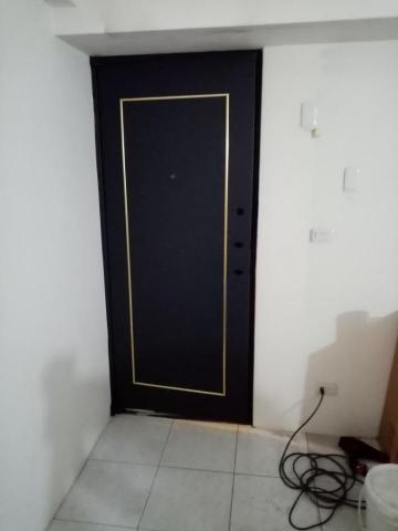 金鵬塗裝 各式塗料施工 - 直卡門 噴漆改色完成