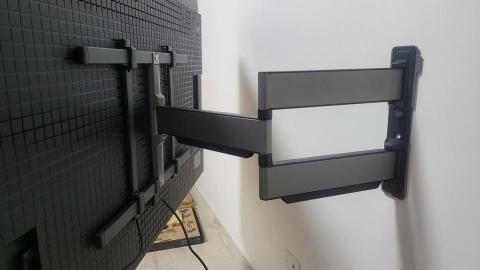 MARS - SONY 65吋電視使用
單臂式伸縮架
Vogel's TVM5845
安裝於水泥牆