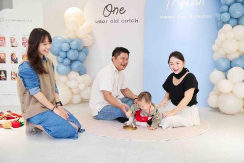 方方｜婚禮主持｜婚禮歌手｜週歲主持 - 抓週主持