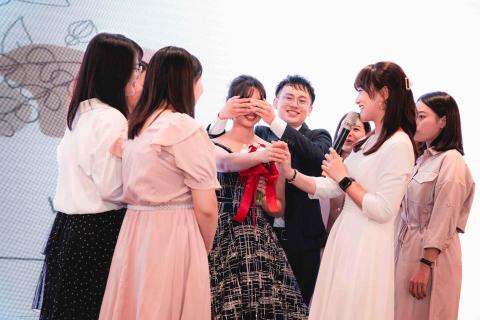 方方｜婚禮主持｜婚禮歌手｜週歲主持 - 