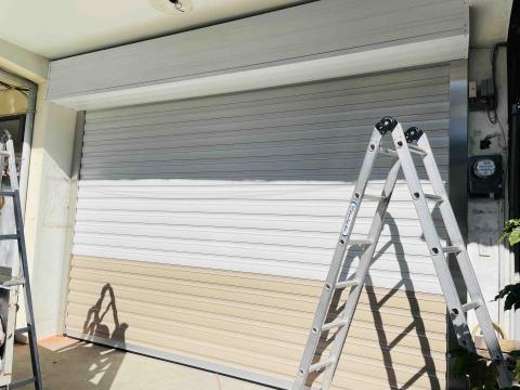 嘉禾工程行 - 快速捲門安裝