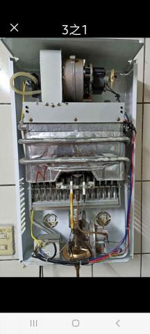 何宗弘 - 熱水器