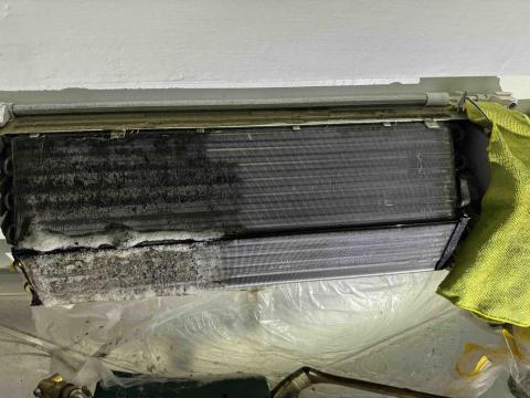 奇恩空調家電工程行 - 冷氣不冷 灰塵過多 導致無風 清洗保養