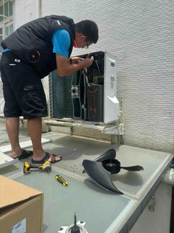 奇恩空調家電工程行 - 更換室外機風扇馬達與風葉