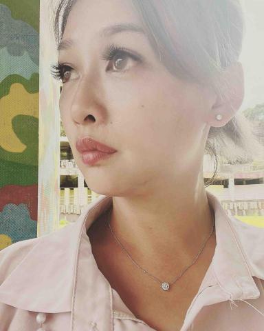 提供兼差服務的專家黃雨竹