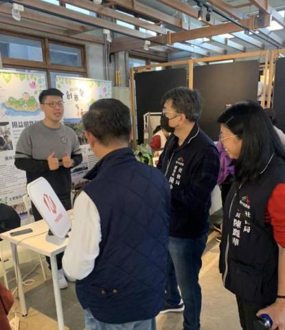 用益網路科技 - 社會局長官參訪metabiz 用益網路科技 - 社會局長官參訪metabiz