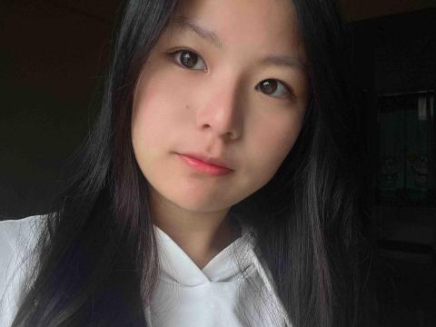 提供pc中空板服務的專家媛媛