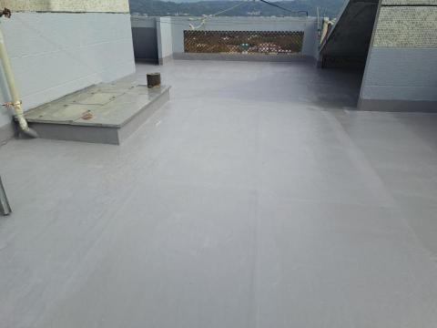 FRP玻璃纖維防水、室內外防水、內外牆油漆、仿石漆、侷限空間 - 南投大樓頂樓--FRP防水完成 FRP玻璃纖維防水、室內外防水、內外牆油漆、仿石漆、侷限空間 - 南投大樓頂樓--FRP防水完成