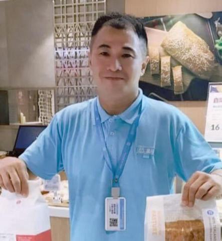 Magic連鎖實戰學院 - 曾任阿里巴巴河馬生鮮
熟食烘焙總經理
新品牌打造
直營加盟開發管理
標準化制定 Magic連鎖實戰學院 - 曾任阿里巴巴河馬生鮮
熟食烘焙總經理
新品牌打造
直營加盟開發管理
標準化制定