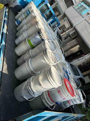 賈宇翔 - 油漆清運