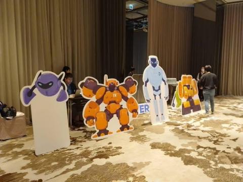 映境設計工坊（陳顯） - 人行立牌活動佈置