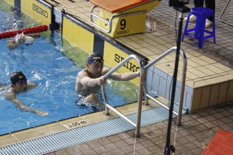 家翰/專業兒童、成人游泳教學 - 