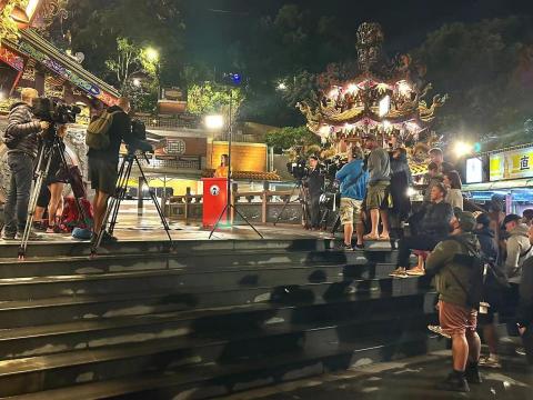 Adam個人工作室 - 2024February波蘭電視台實境節目
&bull; 協助準備一切拍攝所需要的道具、場
地等，並確保拍攝能夠順利進行。
&bull; 對節目拍攝理念&節目效果的理解。
&bull; 在思