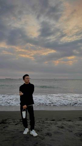 提供數學家教高雄服務的專家林毅丞