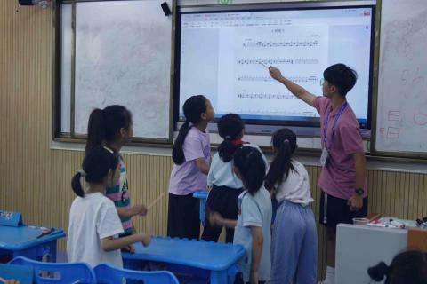 程湘媛 - 赴中國暑期交換教國小生