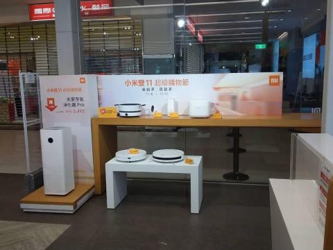 映境設計工坊（陳顯） - 門市陳列貼圖