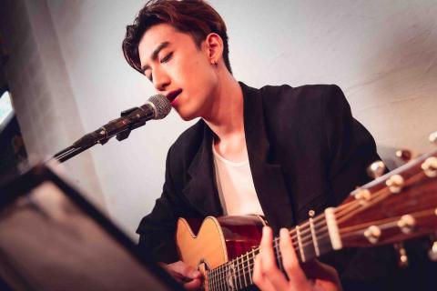 Henry.C - 女巫店演出