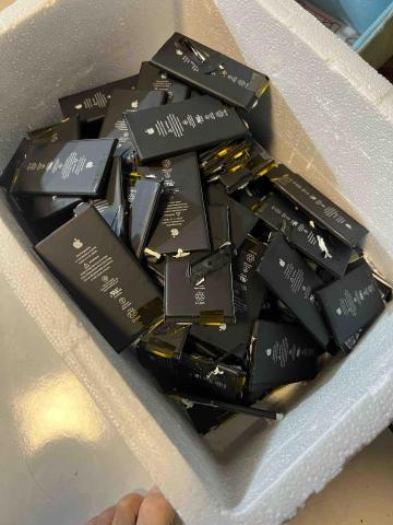 愛拆家手機維修 - 客戶電芯更換 提升續航力