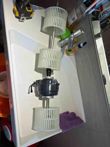 光堡電器有限公司 - 吊隱式冷氣買賣 安裝 保養 維修