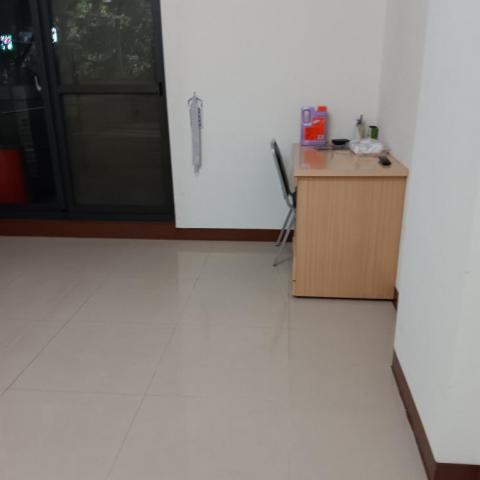 陳燕玲 - 書桌整理收納清潔後