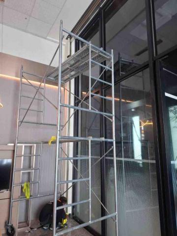 慈恩專業清潔 - 慈恩專業清潔

案場說明：高雄鼓山區銷售屋裝潢後清潔

1️⃣居家清潔（長期定點清潔）
2️⃣分租清潔
3️⃣退租清潔
4️⃣交屋清潔
5️⃣空屋清潔
6️⃣重點區域清潔（如：廚房 浴室 臥室）
7️⃣大樓清洗水塔以及公寓清洗水塔
8️⃣水塔清洗
9️⃣浴室洗除垢清洗
?廚房油汙清洗
1️⃣1️⃣水冷空调水塔清潔
1️⃣2️⃣5~15灑水車出租、工程用水、
園藝澆花、道路清洗、抑制揚塵、自來水運送
1️⃣3️⃣消毒除蟲
1️⃣4️⃣清運清潔
1️⃣5️⃣ 窗型及分離式冷氣清洗
1️⃣7️⃣高樓外牆蜘蛛人清