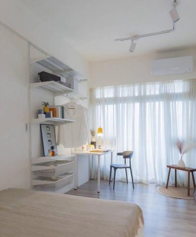 艾爾工程團隊 - 負責木作部分(完工照):
冷氣封板、窗簾盒、假樑包管、吊房間衛浴門 艾爾工程團隊 - 負責木作部分(完工照):
冷氣封板、窗簾盒、假樑包管、吊房間衛浴門