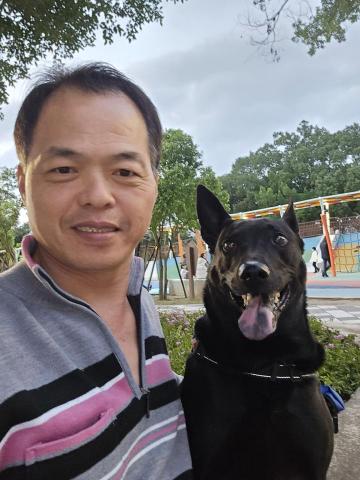 郭晉 - 客戶寄養米克斯