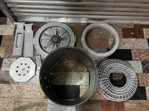 李志鴻 - 洗衣機清洗 全拆開髒污乾淨看的見