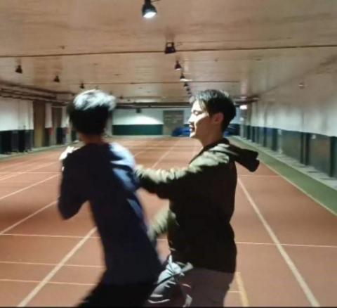 王俊霖 - 輕實戰對練